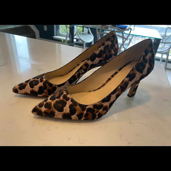 Brand new, stunning animal-print Vince Camuto heels! - Picture 6 of 10